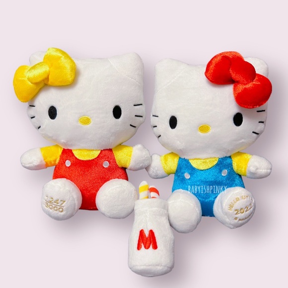 Limited Edition Hello Kitty and Hello Mimmy Plush Set - Picture 2 of 10
